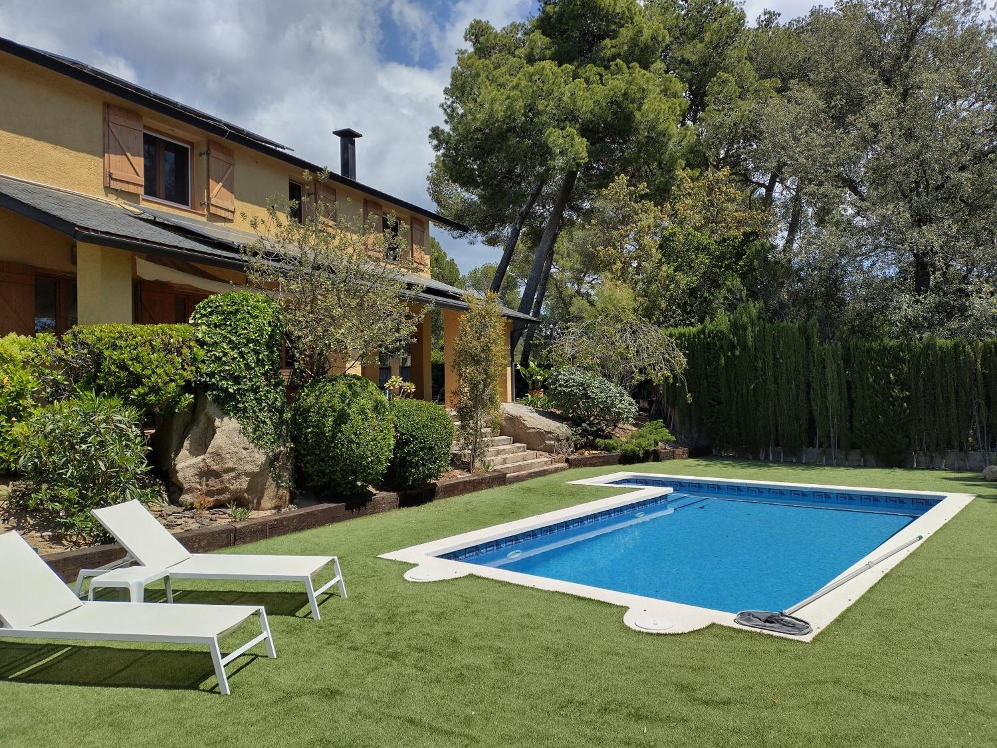 Willa Casa Feliz Sant Cebrià de Vallalta Zewnętrze zdjęcie