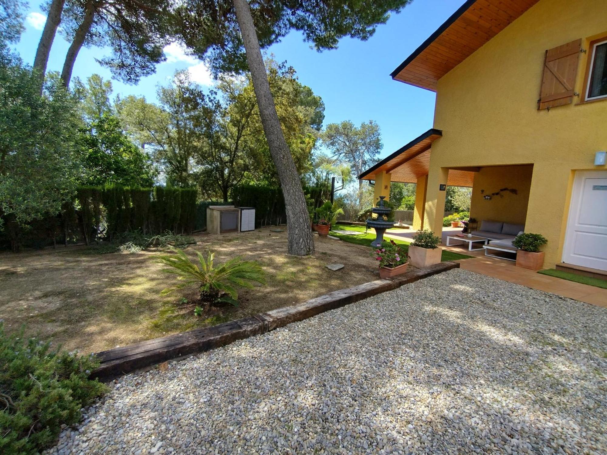 Willa Casa Feliz Sant Cebrià de Vallalta Zewnętrze zdjęcie