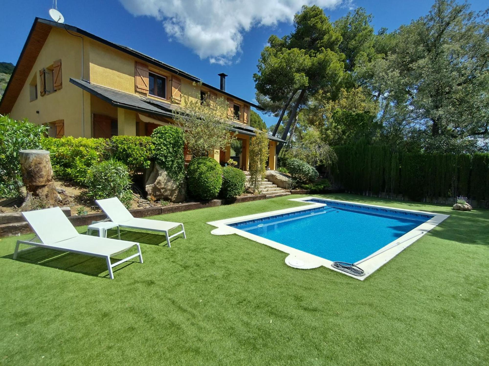 Willa Casa Feliz Sant Cebrià de Vallalta Zewnętrze zdjęcie