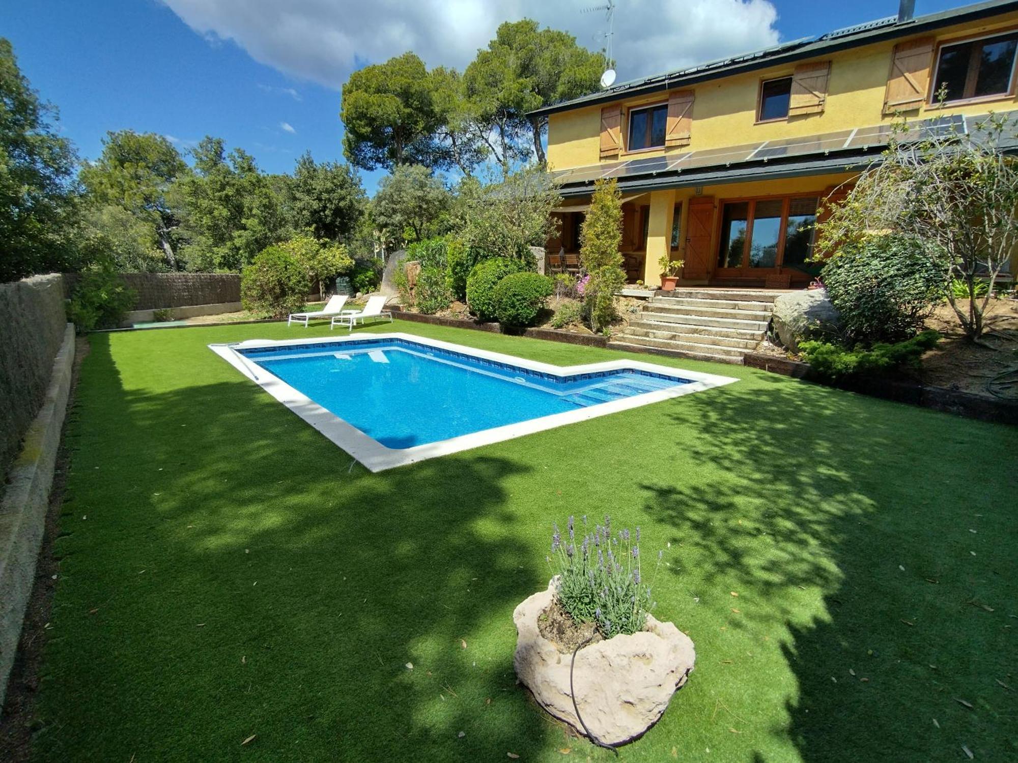 Willa Casa Feliz Sant Cebrià de Vallalta Zewnętrze zdjęcie