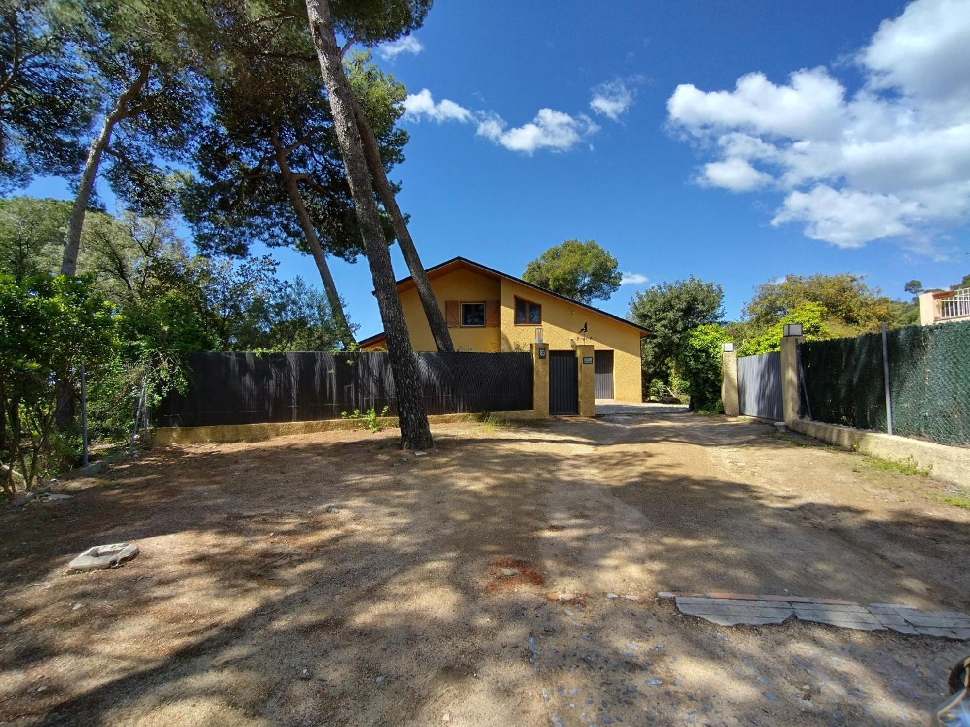 Willa Casa Feliz Sant Cebrià de Vallalta Zewnętrze zdjęcie