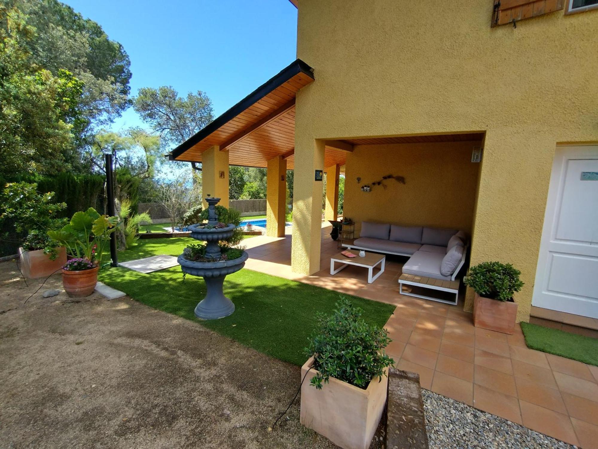 Willa Casa Feliz Sant Cebrià de Vallalta Zewnętrze zdjęcie